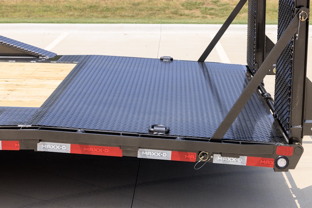 H9X 24K 2-CAR HAULER WITH ENGINEERED BEAM