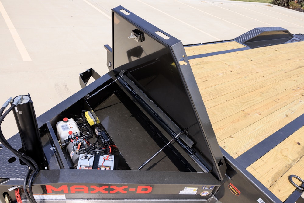H9X 24K 2-CAR HAULER WITH ENGINEERED BEAM