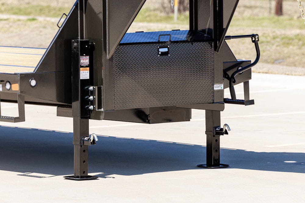LKX LOW-PRO TANDEM DUAL FLATBED TRAILER