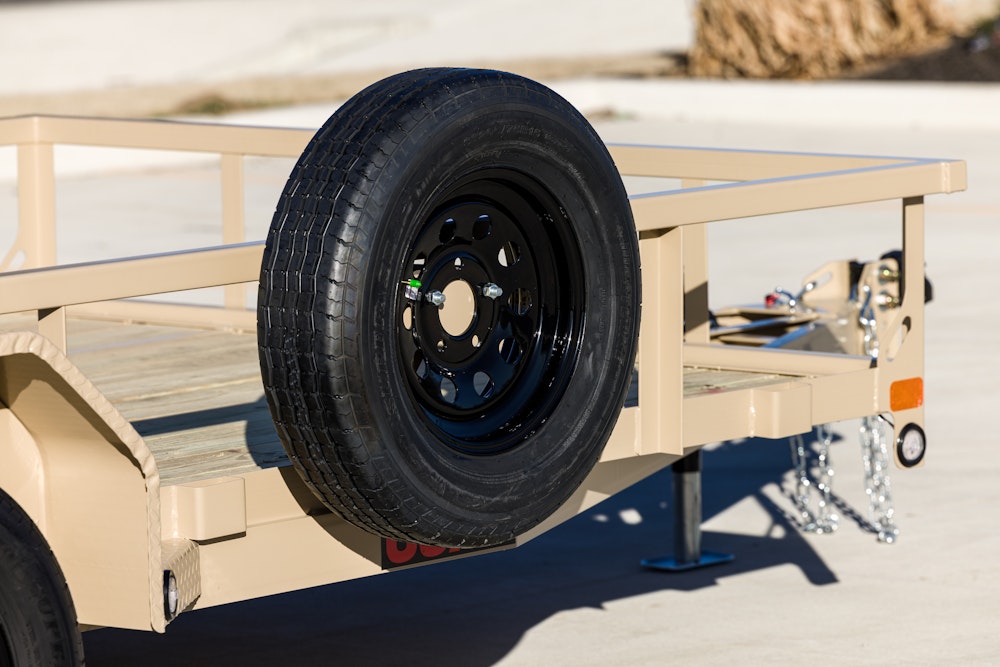 U3X Tandem Axle Utility Trailer | Angle Frame | MAXX-D Trailers