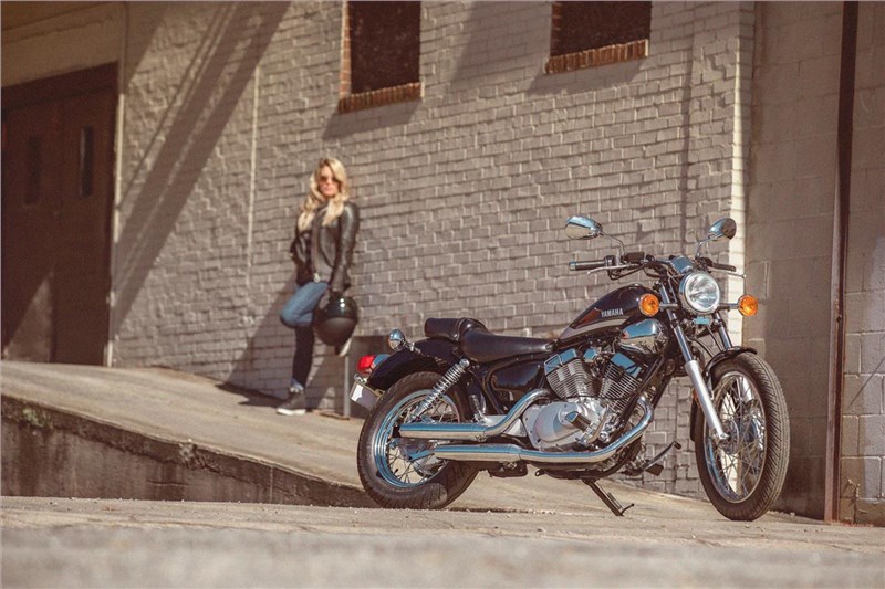 2023-yamaha-v-star-250-14.jpg