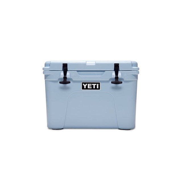 Tundra 35 Cooler Ice Blue : CyclePartsNation