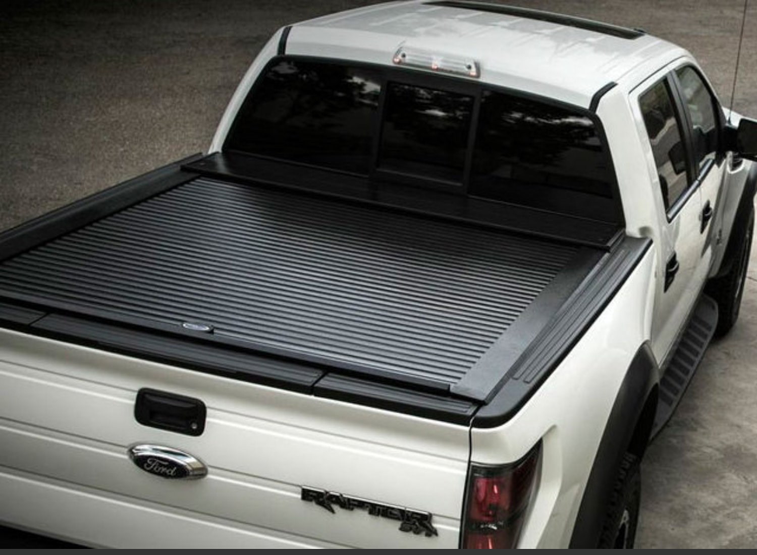 TRUCK BED COVERS AND TONNEAU COVERS